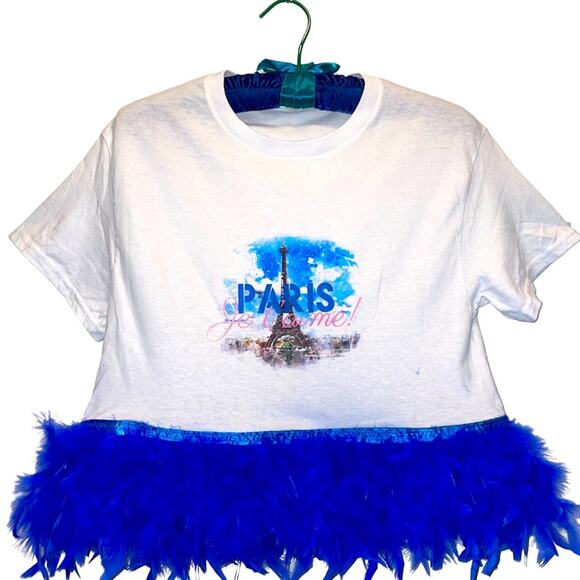 Custom Reworked Crop Feather Graphic PARIS T-shirt size Small - Picture 1 of 4